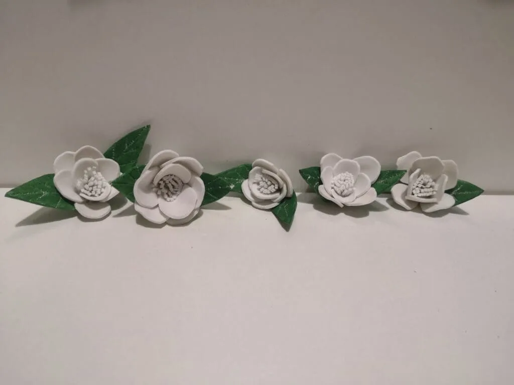 Flores decorativas realizadas con foami