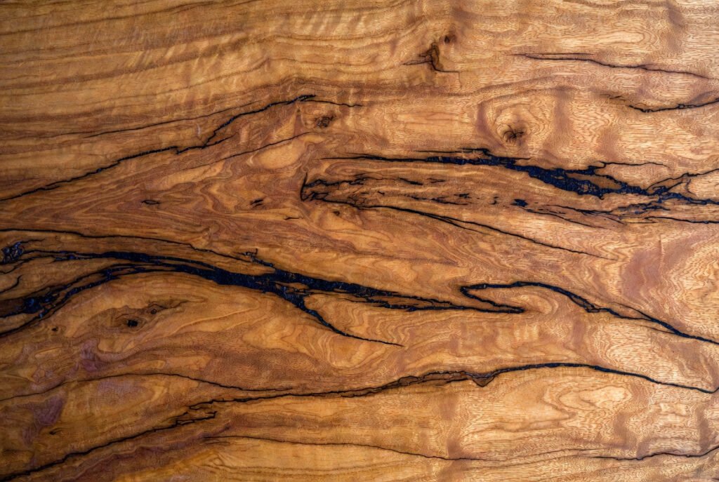 Textura natural de la madera maciza de acacia con vetas marcadas