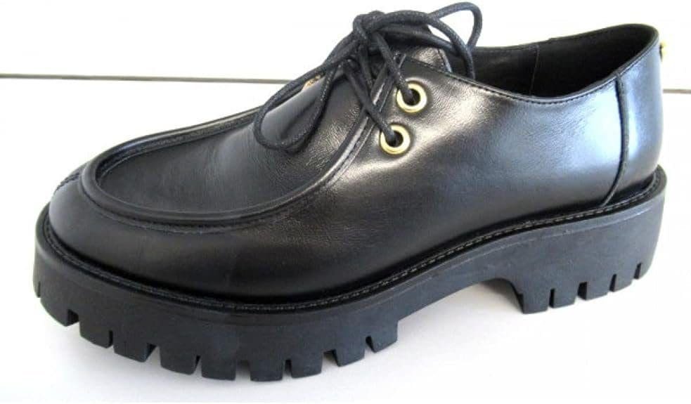 Scarpe Donna Mocassino Guess Mirka in Pelle Nero
Mocasines la pieza clave para este otoño invierno