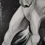 Detalle de la anatomía y el movimiento en Caballo blanco, pintura figurativa contemporánea en acrílico.