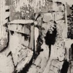 Detalle de trazos y líneas curvas en pintura abstracta contemporánea