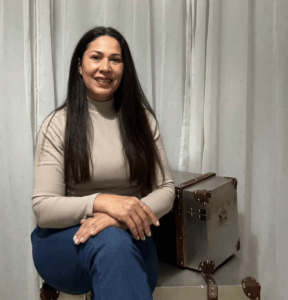 Salomé Viejo Aguilar, artista plástica contemporánea, creadora de CreativeSalo.